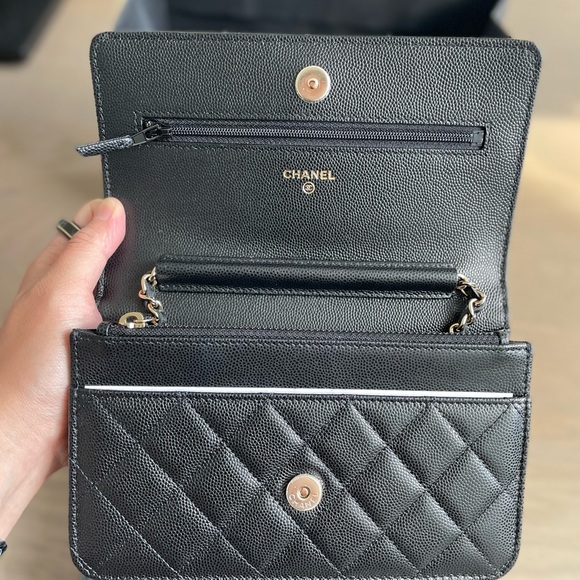 Chanel 22s caviar quilted crystal wallet on chain WOC black - Picture 5 of 9